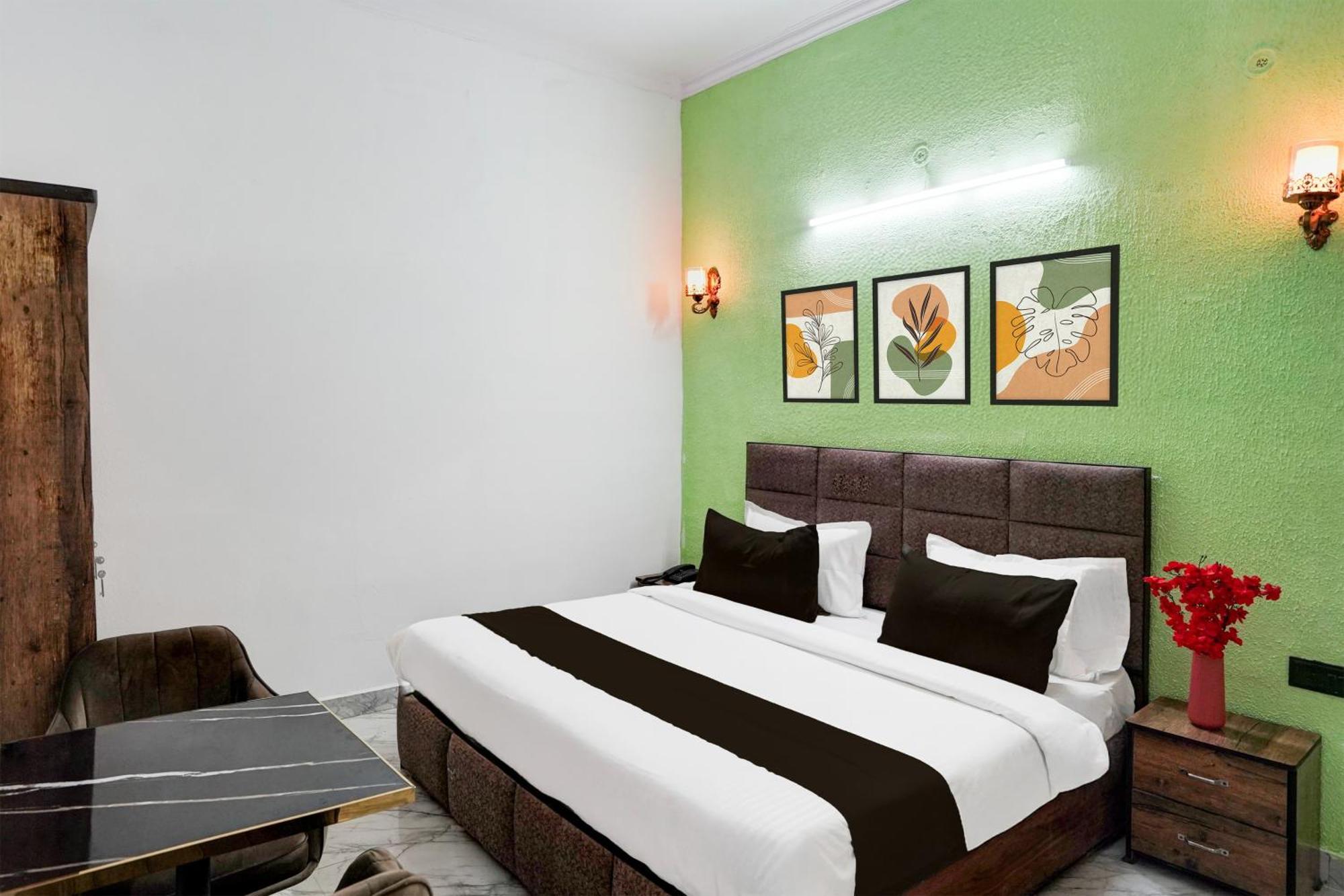 Collection O Shandilya Grand Residency Greater Noida Exterior foto